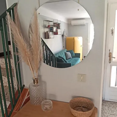 Maison Climatisee Avec Cour, A 5 Min A Pied بيت للعطل سانت ماري لا مير