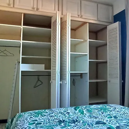 Maison Climatisee Avec Cour, A 5 Min A Pied بيت للعطل سانت ماري لا مير