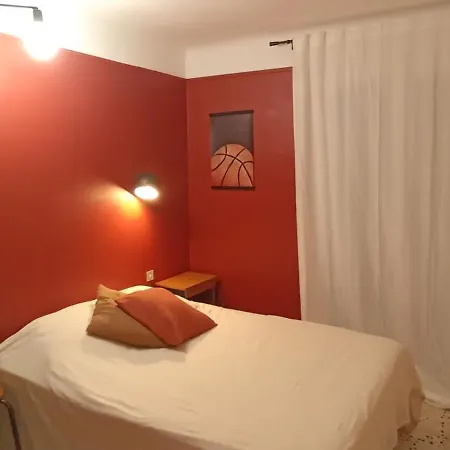 Maison Climatisee Avec Cour, A 5 Min A Pied سانت ماري لا مير