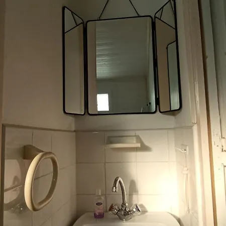 بيت للعطل Maison Climatisee Avec Cour, A 5 Min A Pied